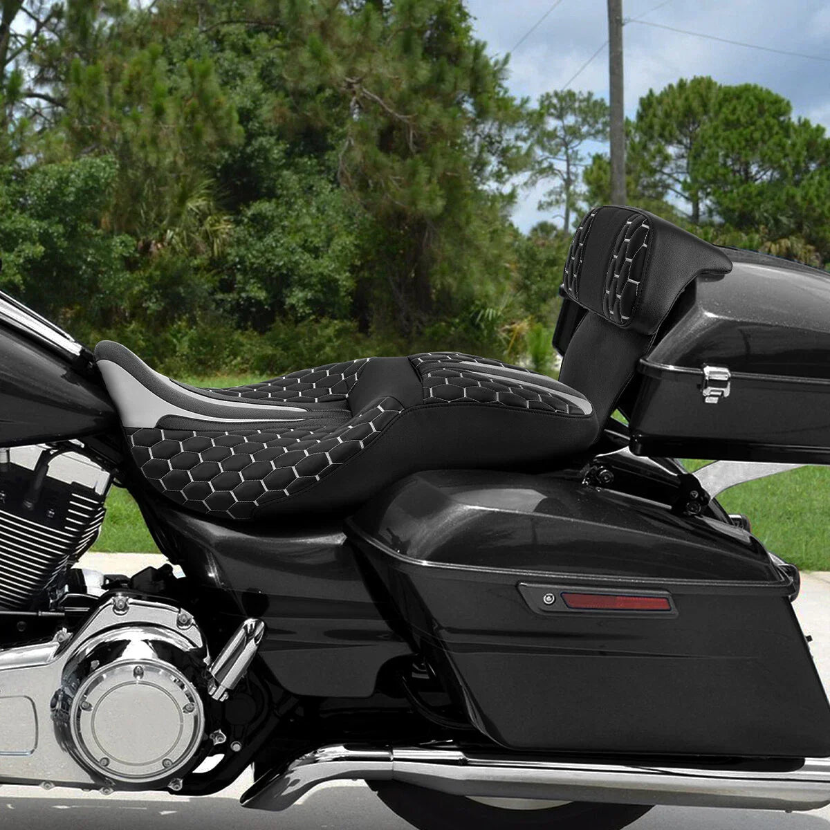 Driver & Passenger Seat w/ Backrest for Harley Road Glide (2014 - 2023)