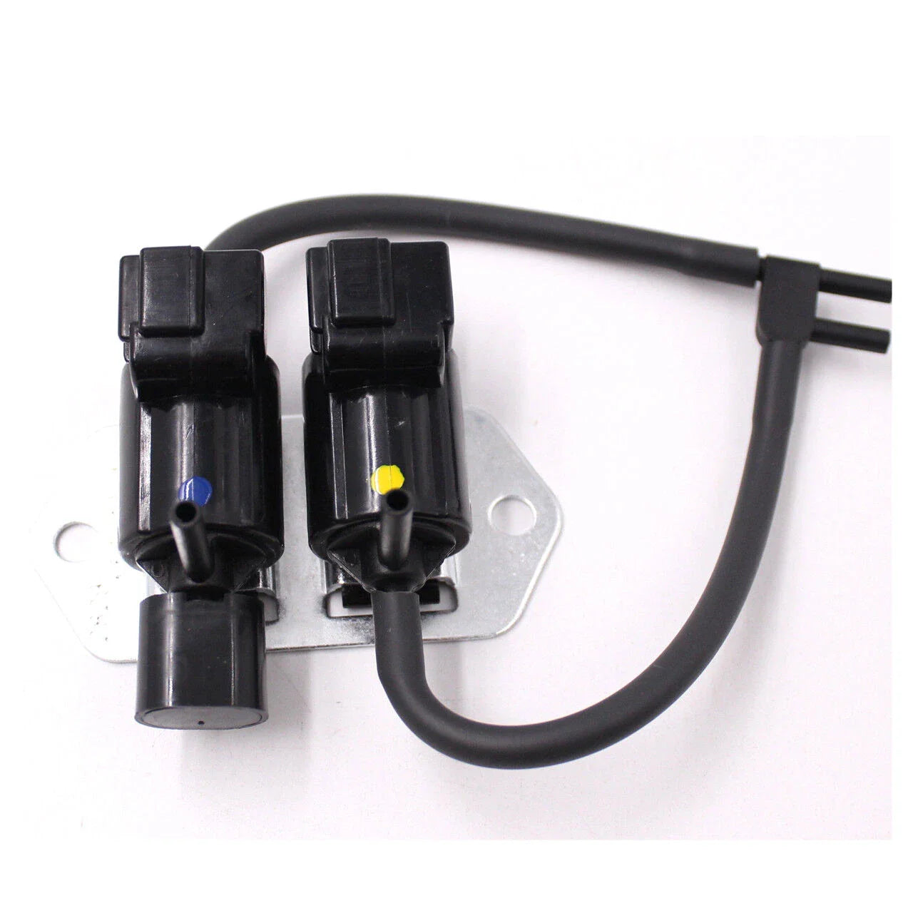 Freewheel Clutch Control Solenoid Valve for Mitsubishi Pajero (1982–2024)