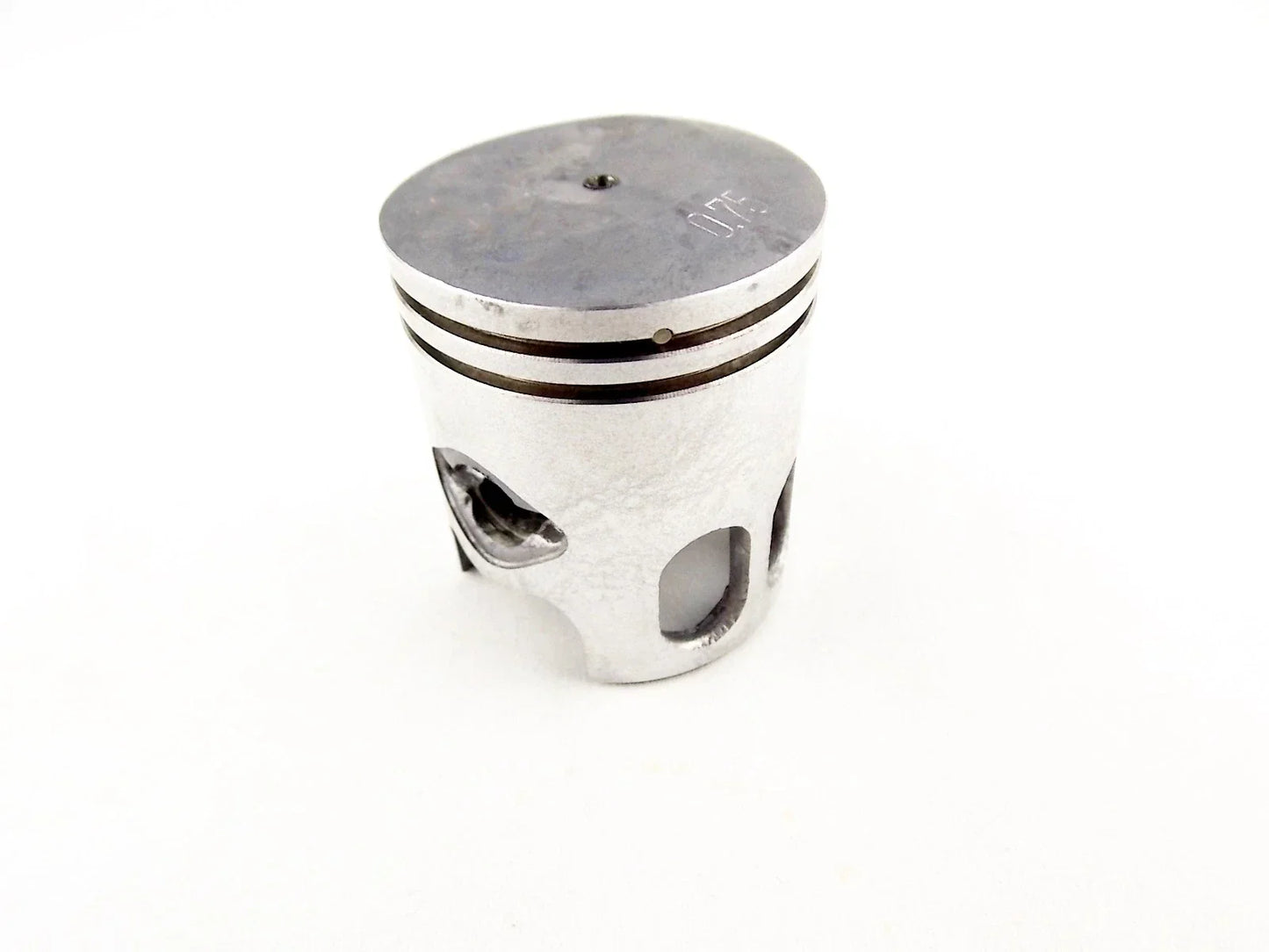 0.75mm O/S Piston Kit with 40.75mm Rings & Pin Clips for Yamaha Jog 50 (89-91)