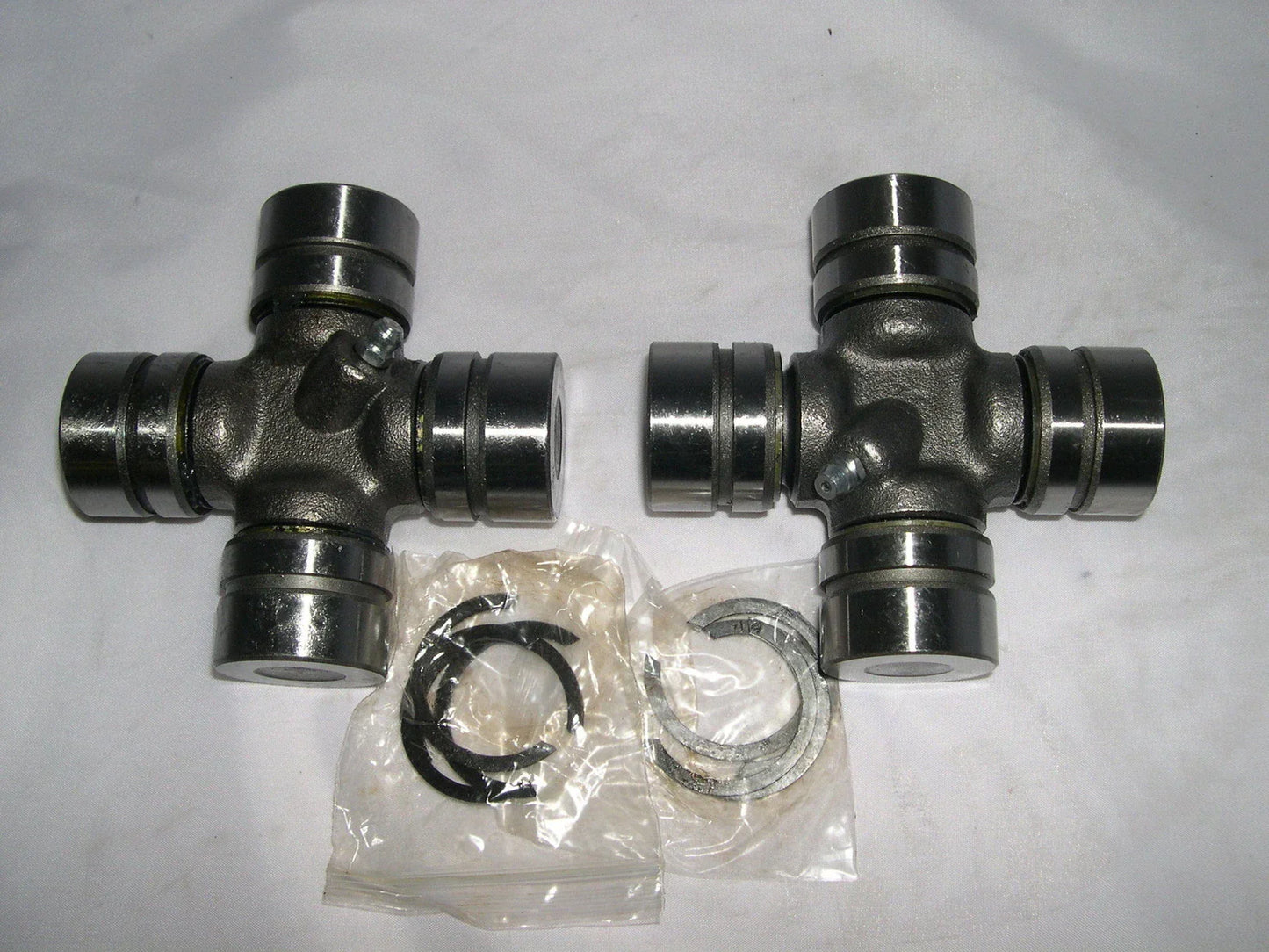 Pair of Greasable Rear Universal U-Joints for Land Cruiser HZJ75 (1990-1998)