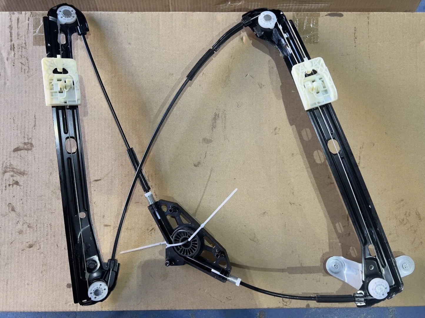 Front RH Window Regulator W/o Motor for Volkswagen Golf (2012–2021)
