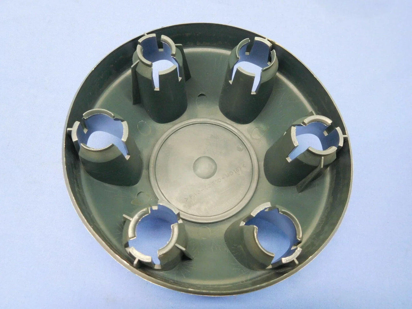 Plastic Wheel Hub Cap for Isuzu D-Max (2002-2023)