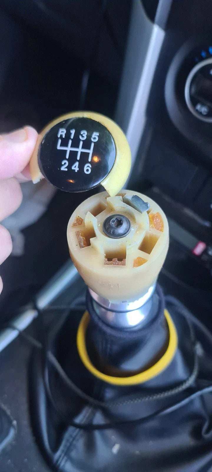 Manual Gear Shift Knob for Ford Ranger & Mazda BT50 Pro (2012-2018)