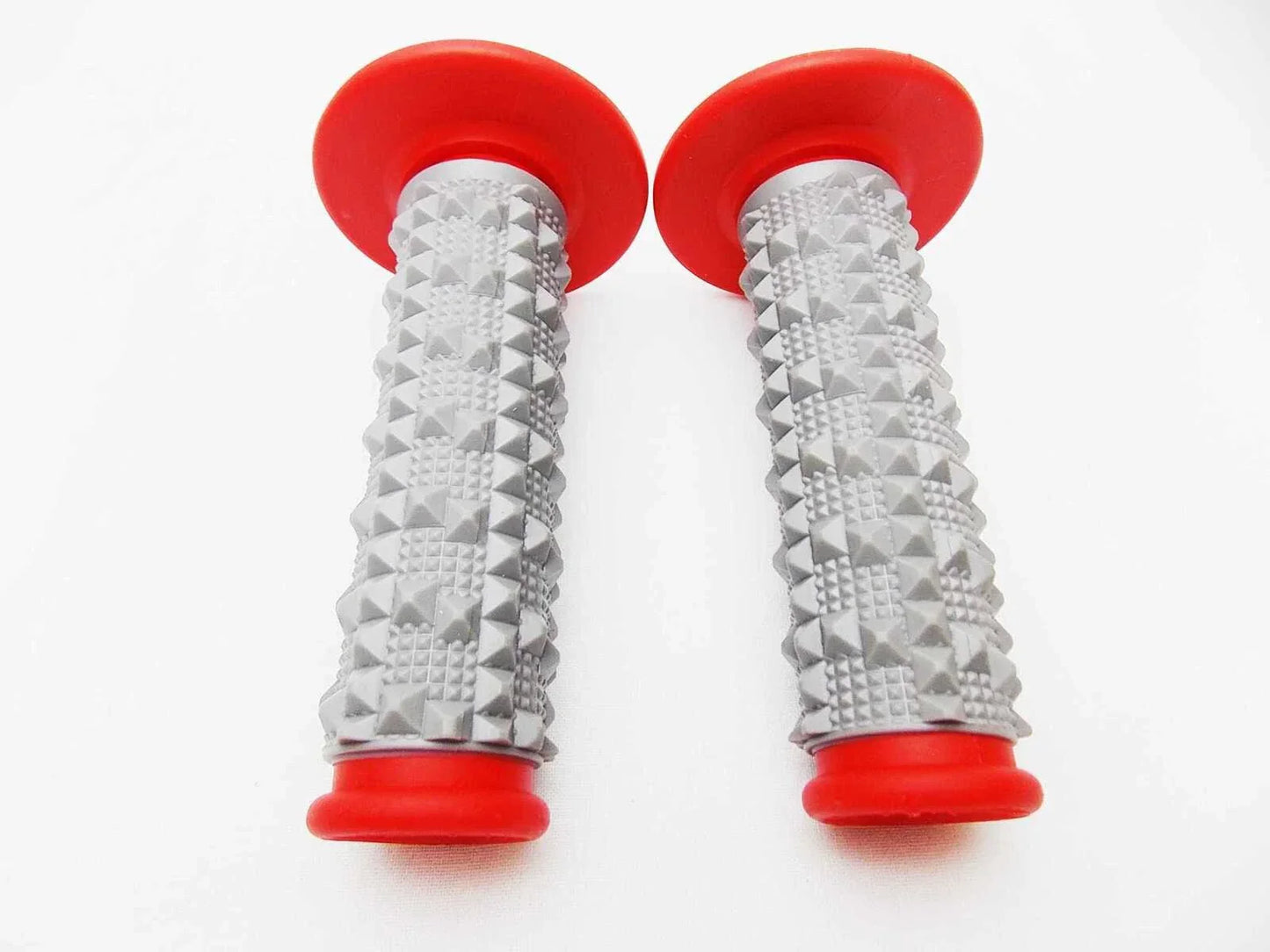 Red Grey Diamond Handlebar Grip Set for Suzuki RM125