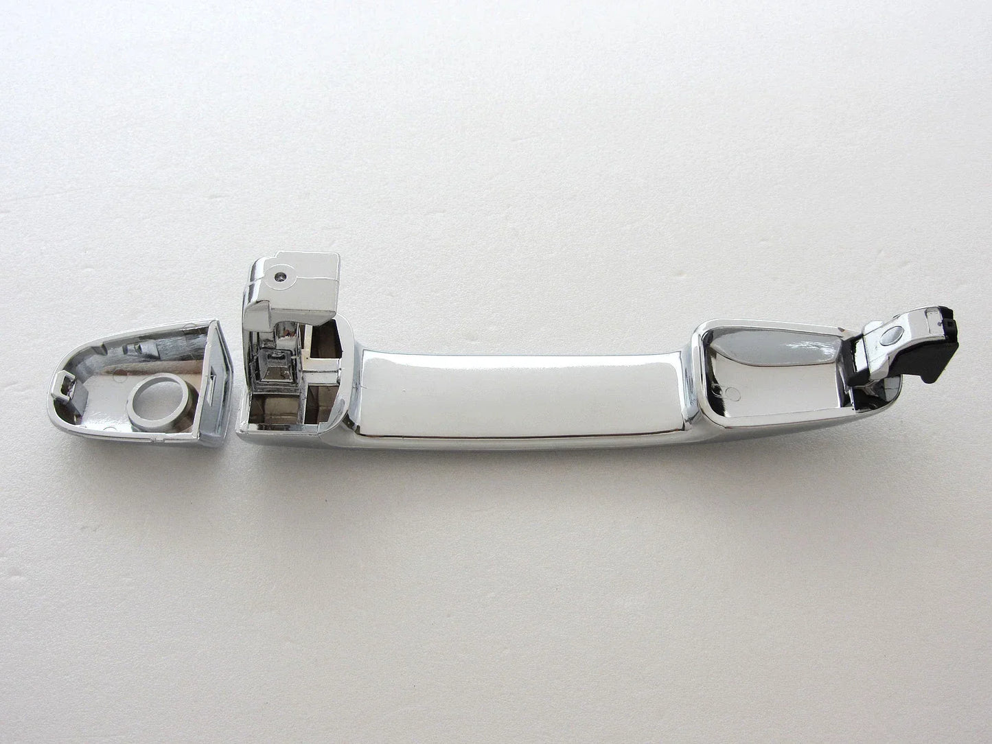 Chrome Outside Front Door Handle with Key Hole for Toyota Corolla, Camry, Hilux, Vios