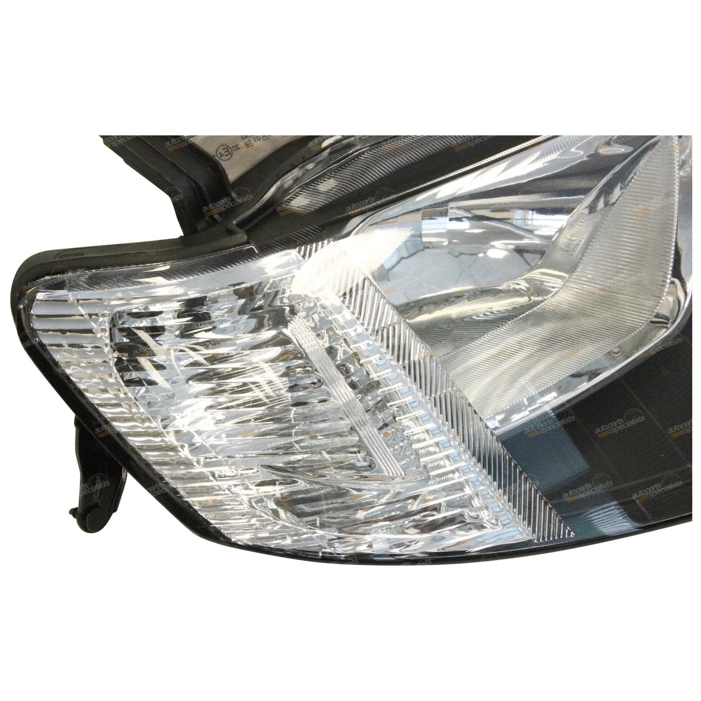 RH Headlight w/ Clear Blinker for Mitsubishi Triton ML GL GLX Ute (2006-2009)