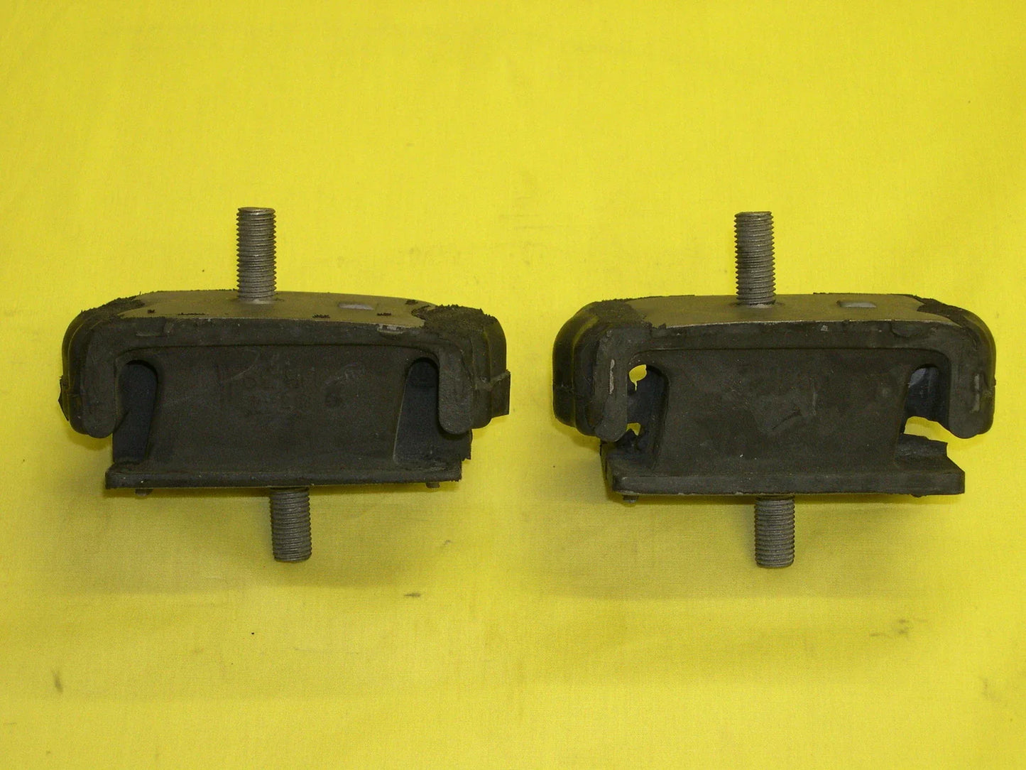 2 x Engine Mounts for Ford Courier WL 2.5L Diesel (2001-2006)