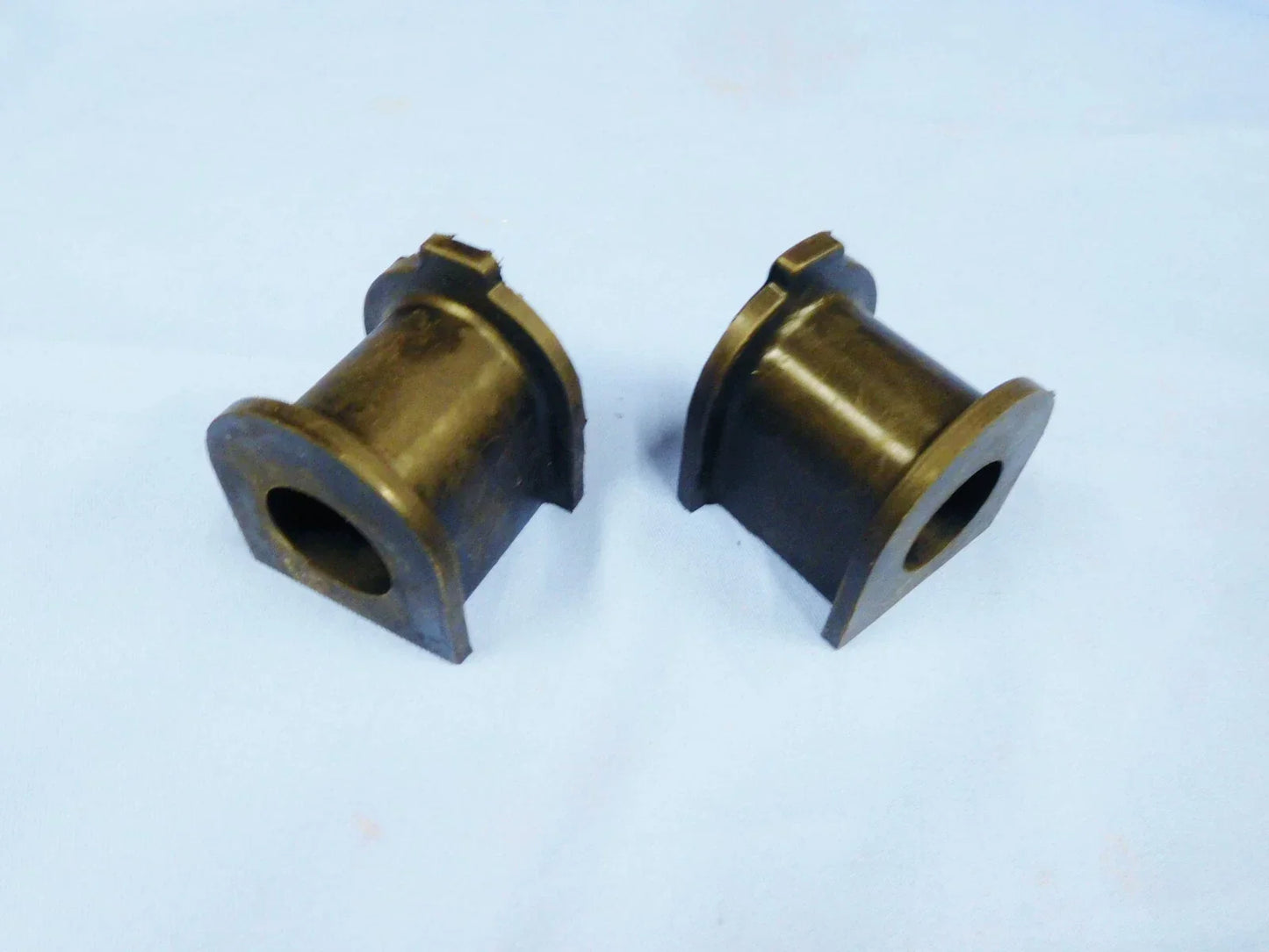 2 x Front Stabilizer Bushes for Land Cruiser HZJ100 105 Series (2000-2007)