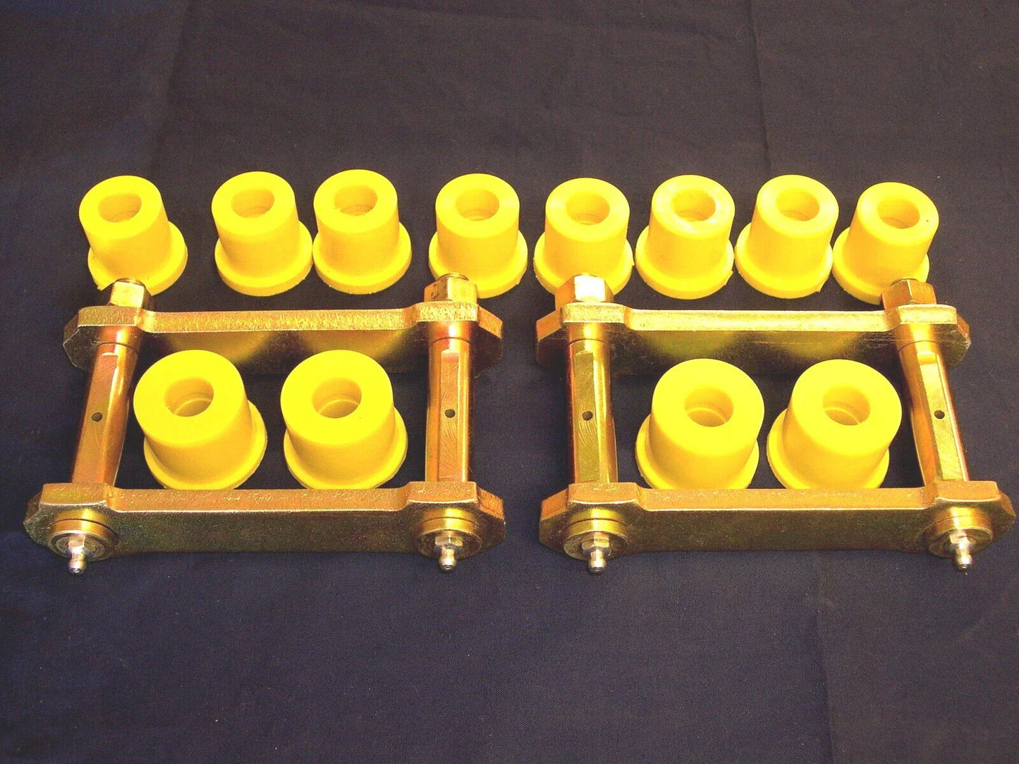 Extended Rear Greasable Spring Shackle & Bush Kit for Navara D22 (1997-2015)