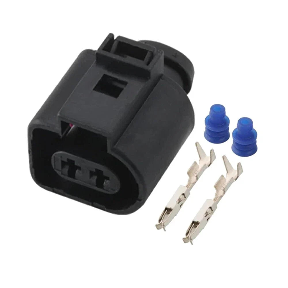 2 x Pins Alternator Injector Connector for Toyota Corolla (2000–2021)