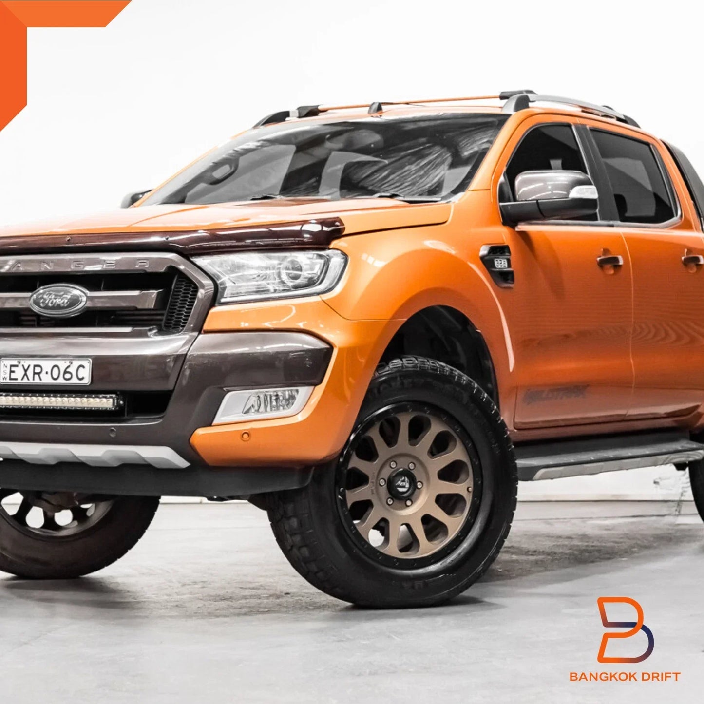 Light Grey Silver Wildtrak Front Door Side Decal Sticker for Ford Ranger (15-18)