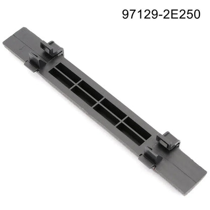 Air Conditioning Filter Cover for 2004-09 Hyundai Tucson (2004-2009)