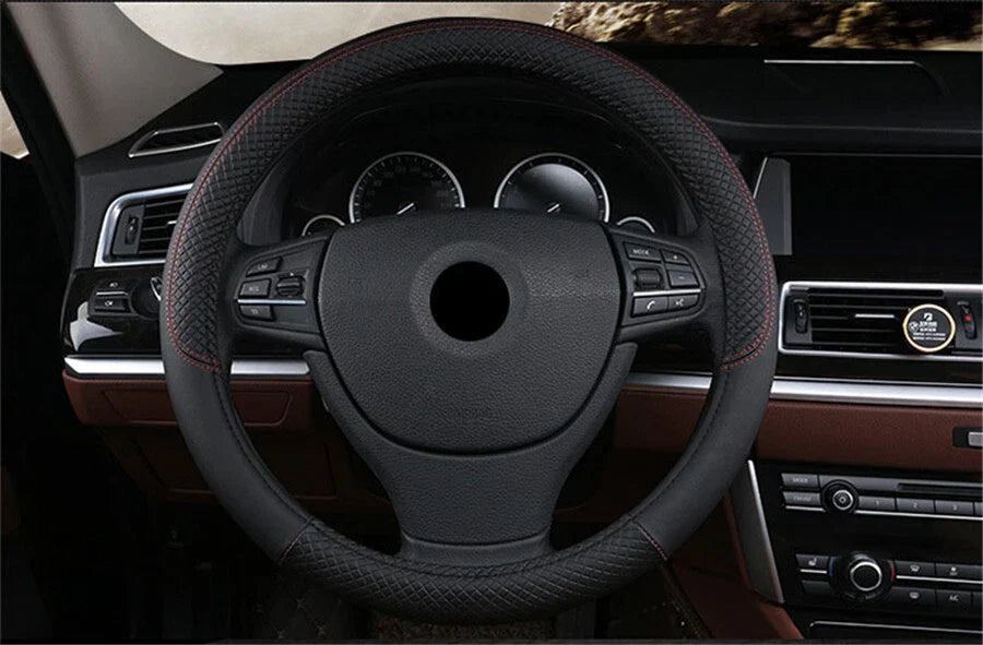 1x PU Leather 15" Steering Wheel Cover for Car - Breathable Anti-slip (AU)