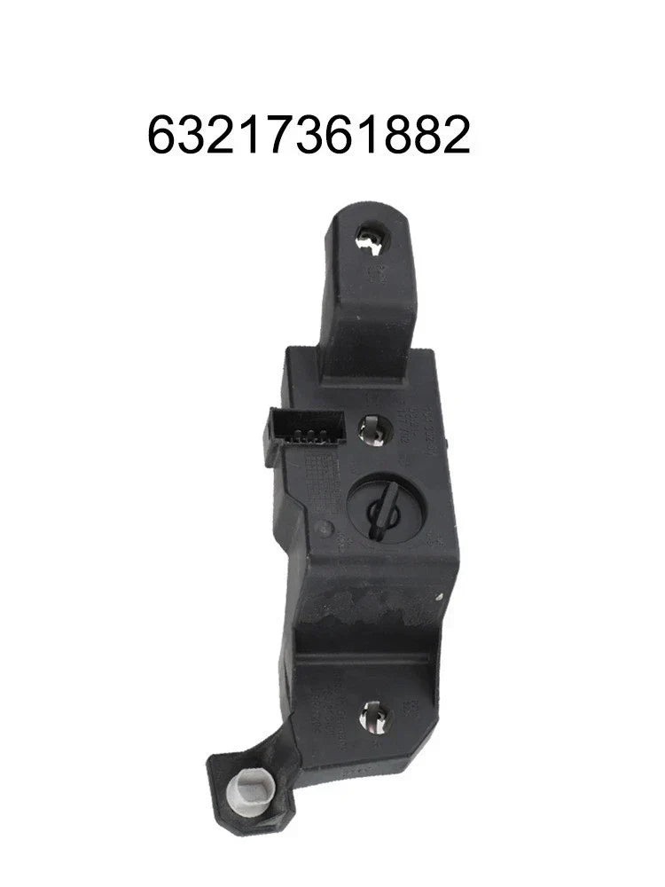 Rear Right Light Socket Panel for BMW E60 (2003–2010)
