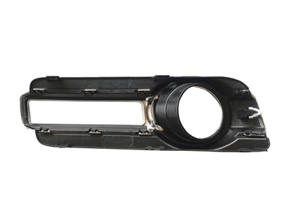 Fog Light Bezel Trim for Mitsubishi Pajero NX (2014–2021)