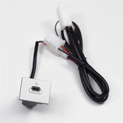 USB-C PD Port Car Charger Socket for Ford Focus (2005-2009)