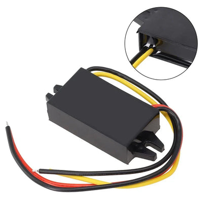 DC12 to DC5 Vehicle Voltage Adapter – Compact Design