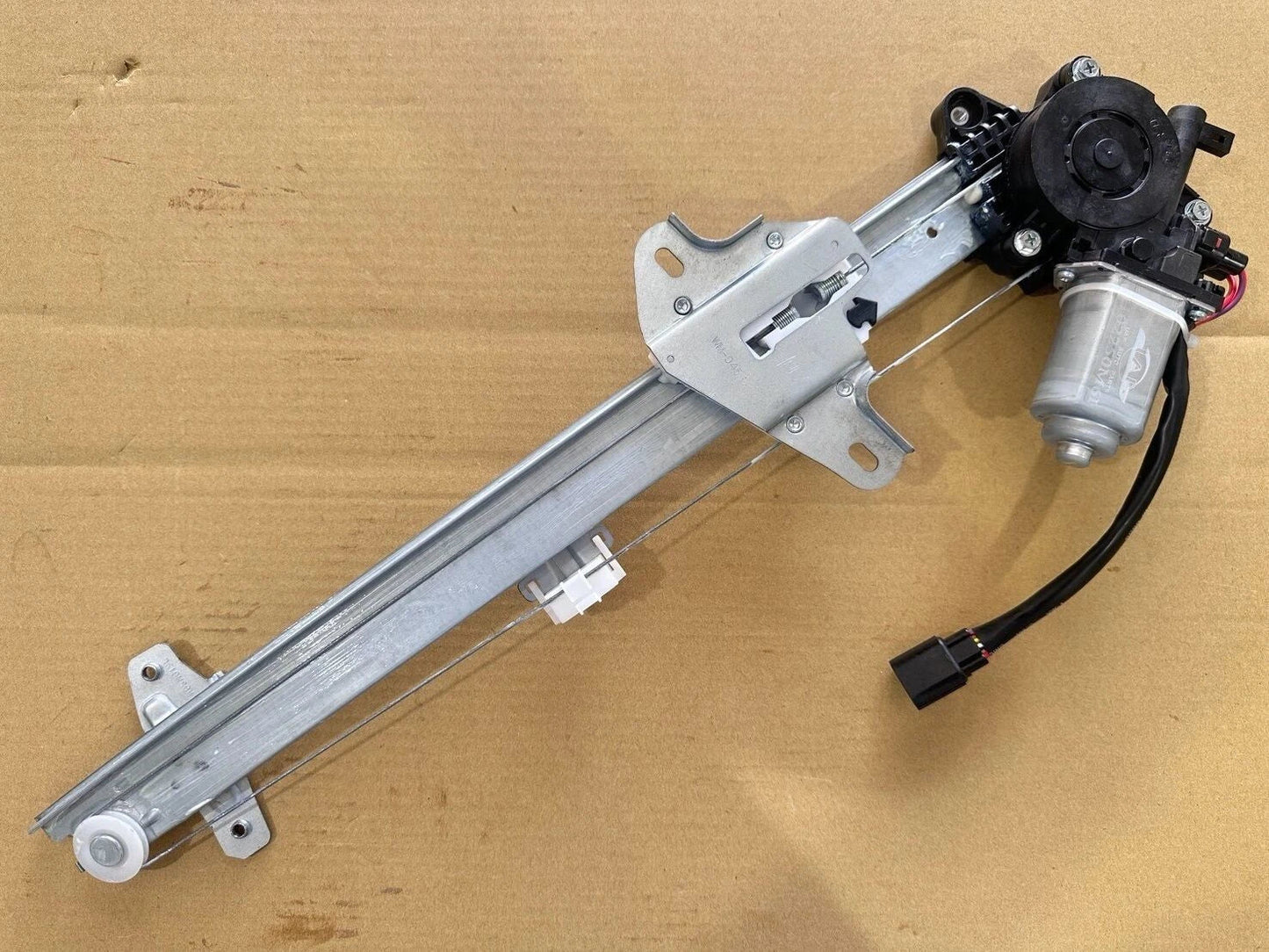 Front Left Window Regulator With 6 Pins Motor for Honda Civic (2016–2021)