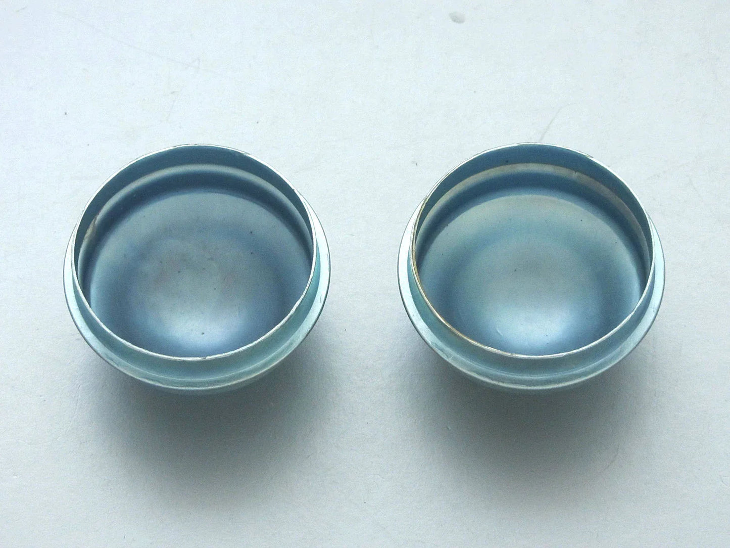 Wheel Dust Grease Caps Set for 85–98 Mazda Bravo B-Series B2000 B2200 B2600 Courier