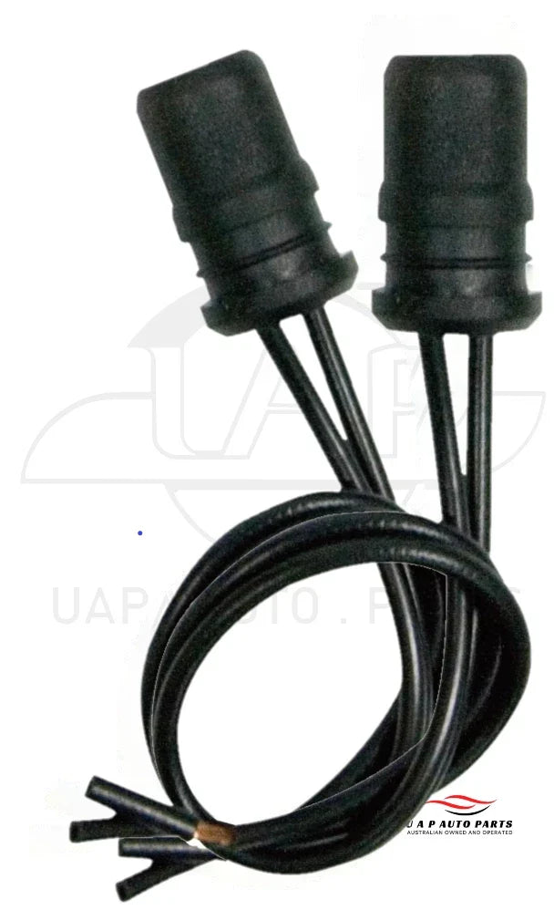 2 x W5W Wedge Rubber Globe Holder Car Light Socket Plug for All Vehicles (1990–2023)
