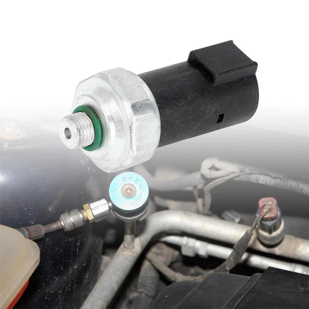 4 Pin Air Conditioner Pressure Sensor Switch for Nissan Maxima, Altima (2000-2003)