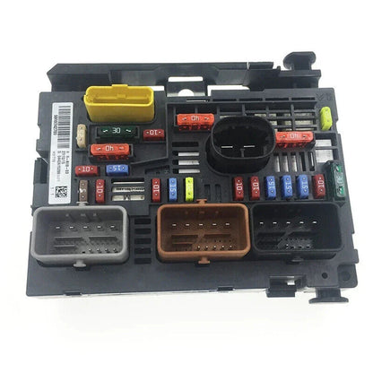 Fuse Box for Citroen Peugeot 308 807 Partner (2007-2013)