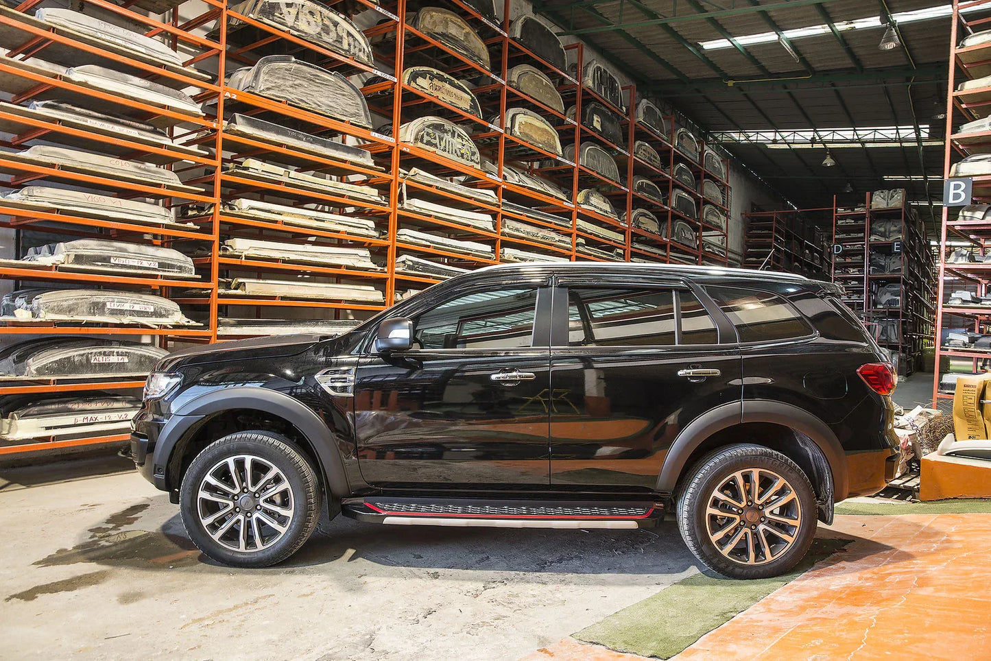 8pcs 4" Matte Black Fender Flares for Ford Everest UAII (2018-2021)