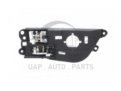 Front Right Silver Inner Door Handle for Hyundai Veloster (2011–2018)