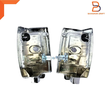 Chrome Side Turn Signal Corner Lamp Light for Nissan Navara D21 (1990-1997)
