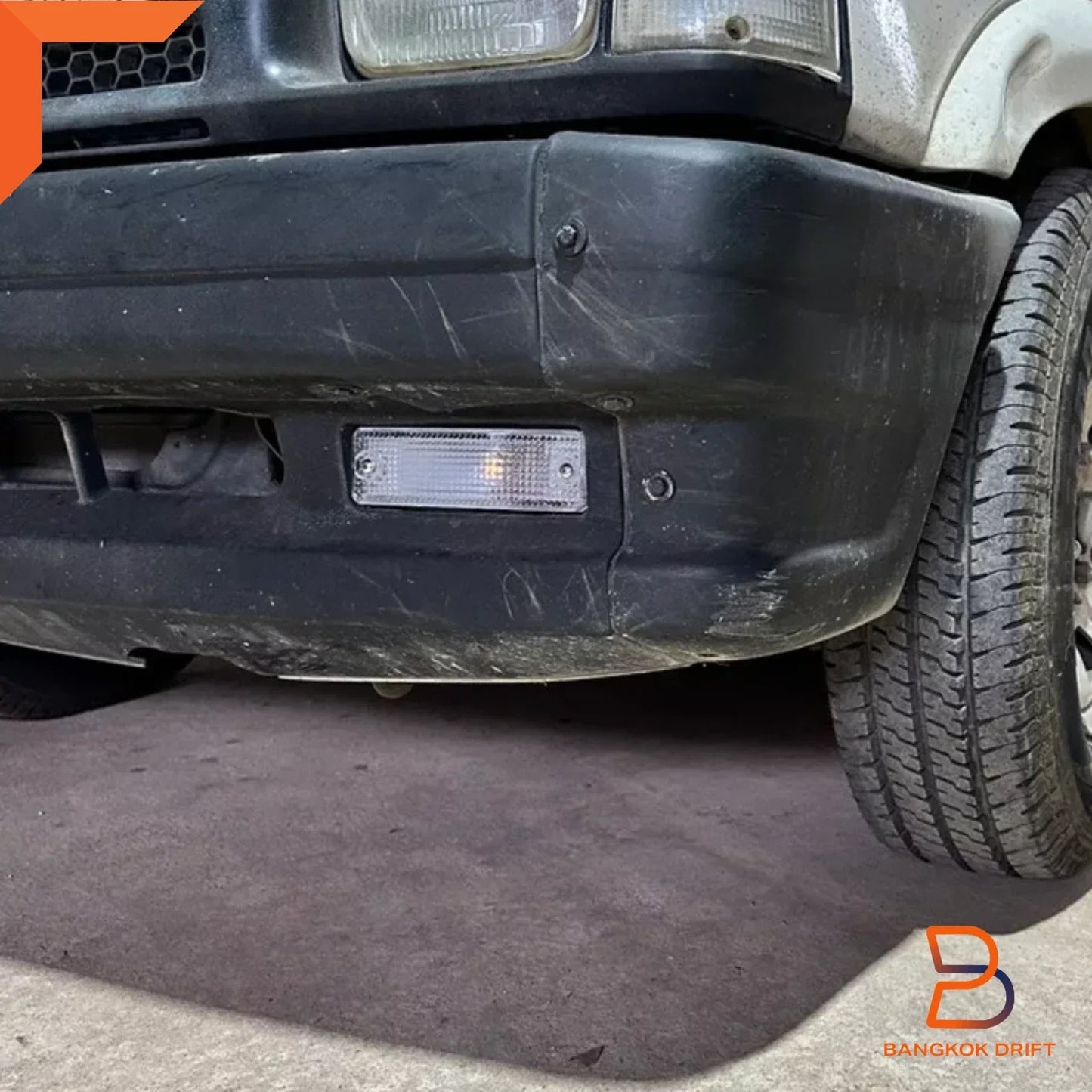 Clear Lens Corner Signal Lamp Bumper Light Set for Mazda B-Series (85-98)