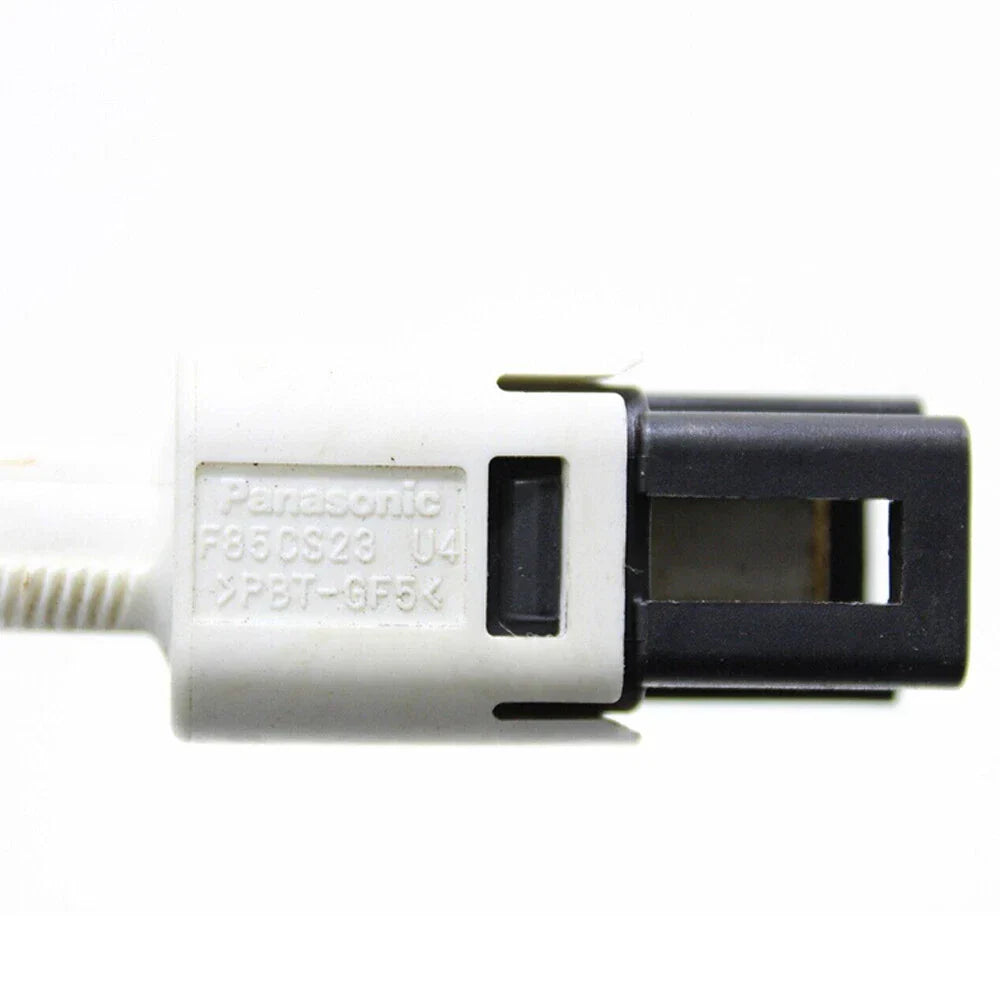 Front Left Brake Light Switch for Nissan (F85CS23)