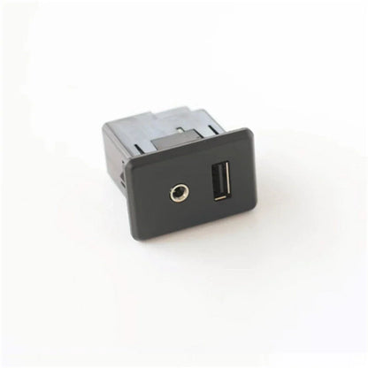 USB & AUX Interface Panel Socket for Nissan Versa, Sentra, Altima (2007-2023)