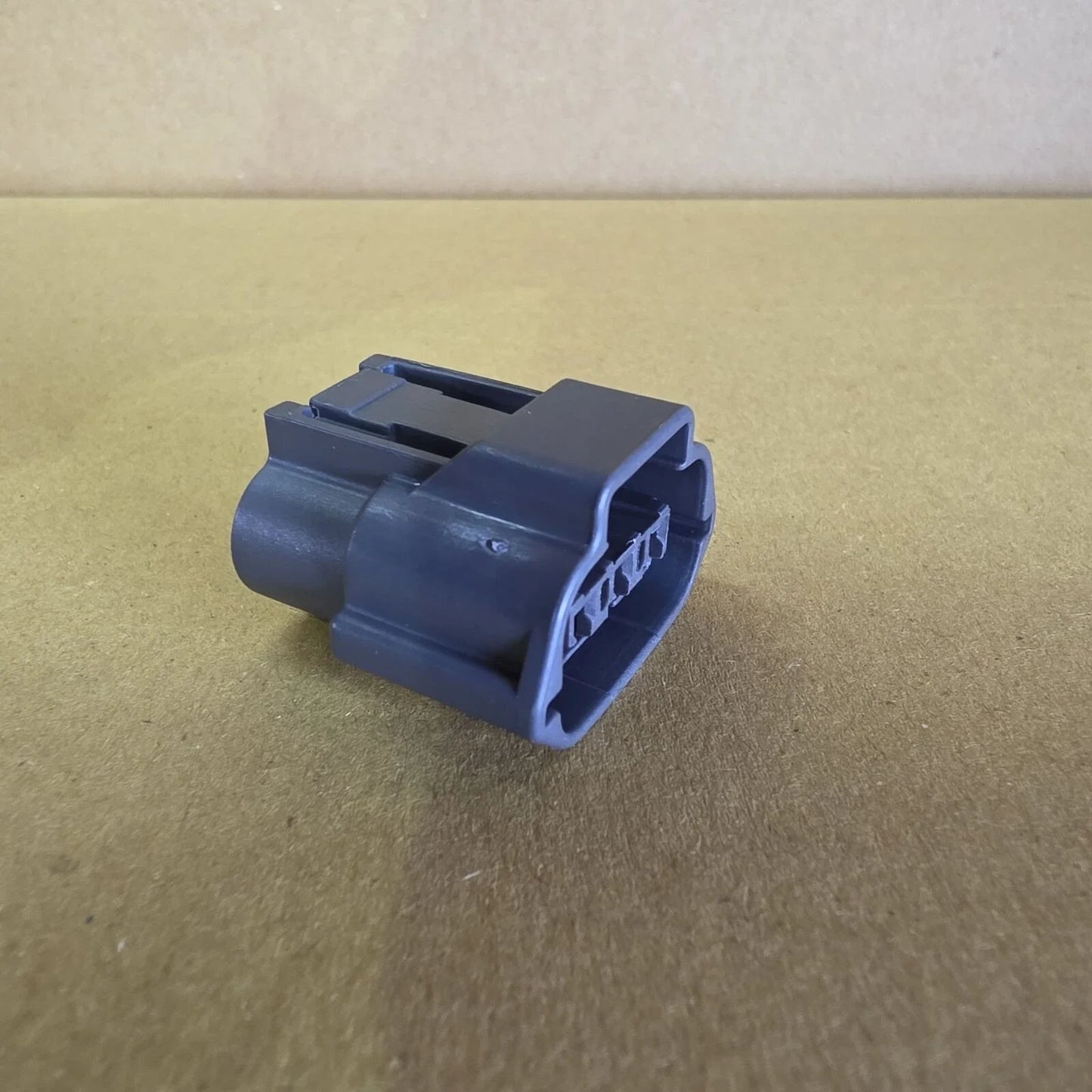 3-Pin Ignition Coil/MAF Sensor Connector for Mazda/Nissan