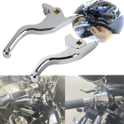 Adjustable Brake & Clutch Levers Set for Harley Softail Slim S FLSS (2017)