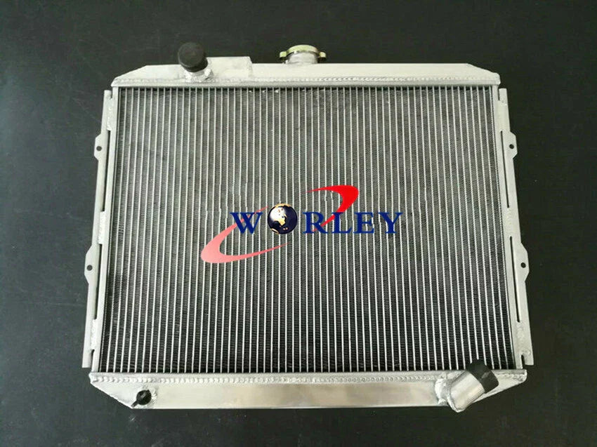 Alloy Radiator & Fan for Mitsubishi Pajero/Mentero (L04-G, L041G, L049G, V12V, V98W)