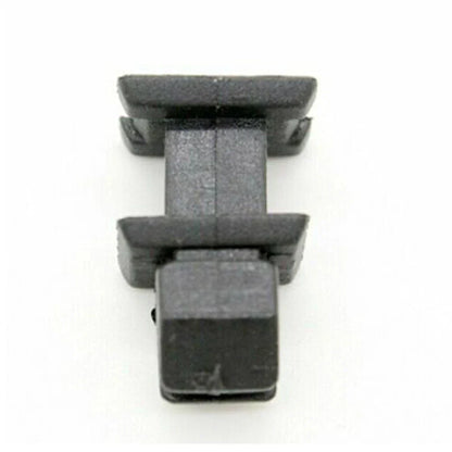 30 x Retainer Clips Tight Fit