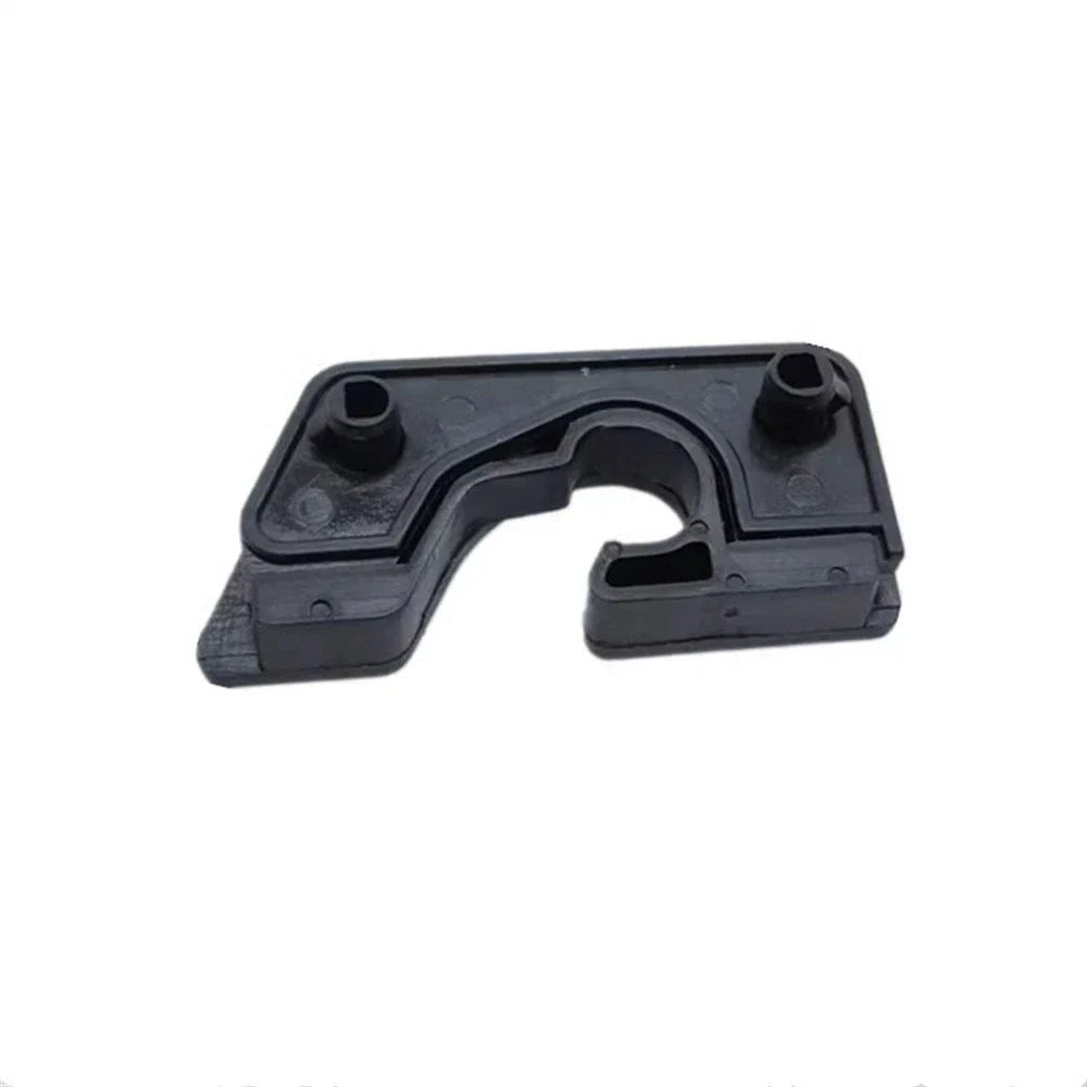 Right Rear Trunk Storage Panel Cover Clip for Mazda CX-3 (2016-2021)