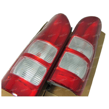 Tail Light / Pair / Tail Light for Toyota Hiace (04–18)