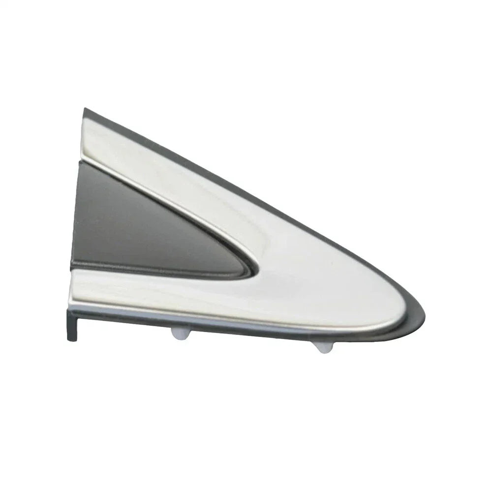 Fender Corner Molding Right Side for Chrysler 200 C Sedan (2011-2014)
