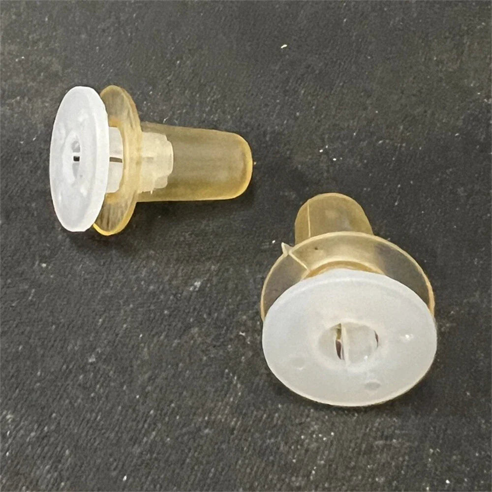 Rear Taillight Grommet for Montero 1992-2000 Gen 2/2.5 3.0L 3.5L V6