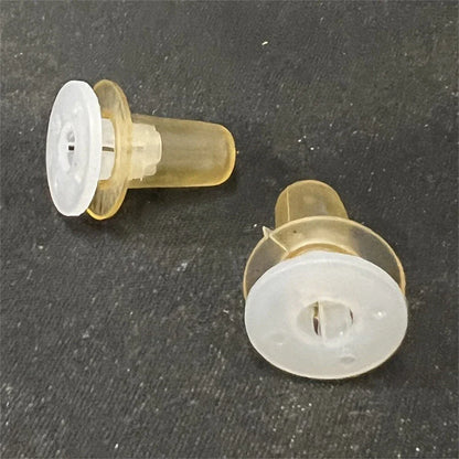 Rear Taillight Grommet for Montero 1992-2000 Gen 2/2.5 3.0L 3.5L V6