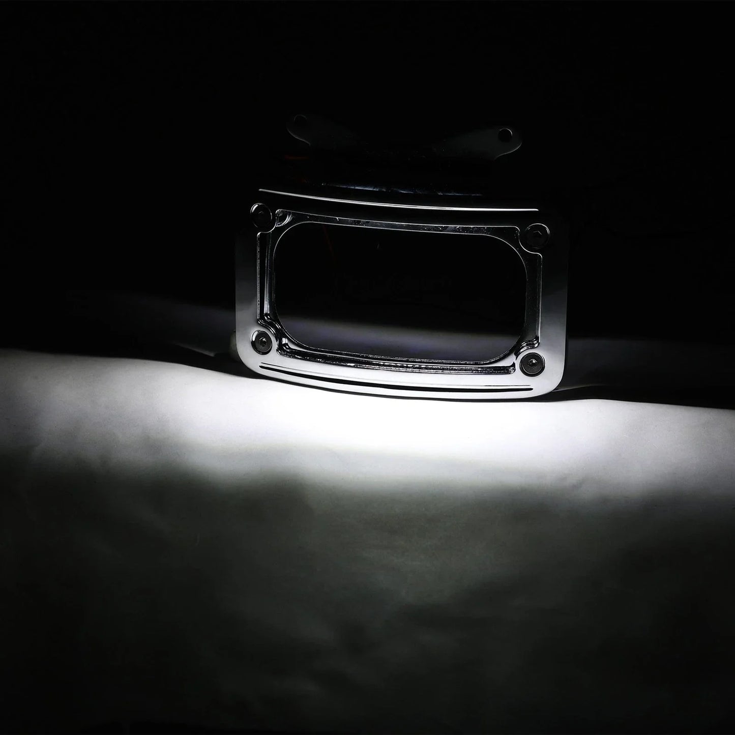 Chrome Curved Laydown License Plate Mount Light for Harley Street Road Glide