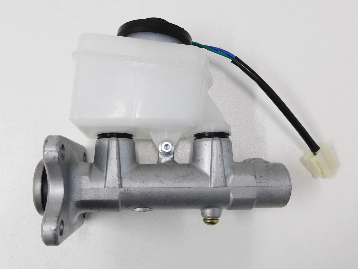 Brake Master Cylinder for Land Cruiser FJ80, FZJ80 (1990-1997)