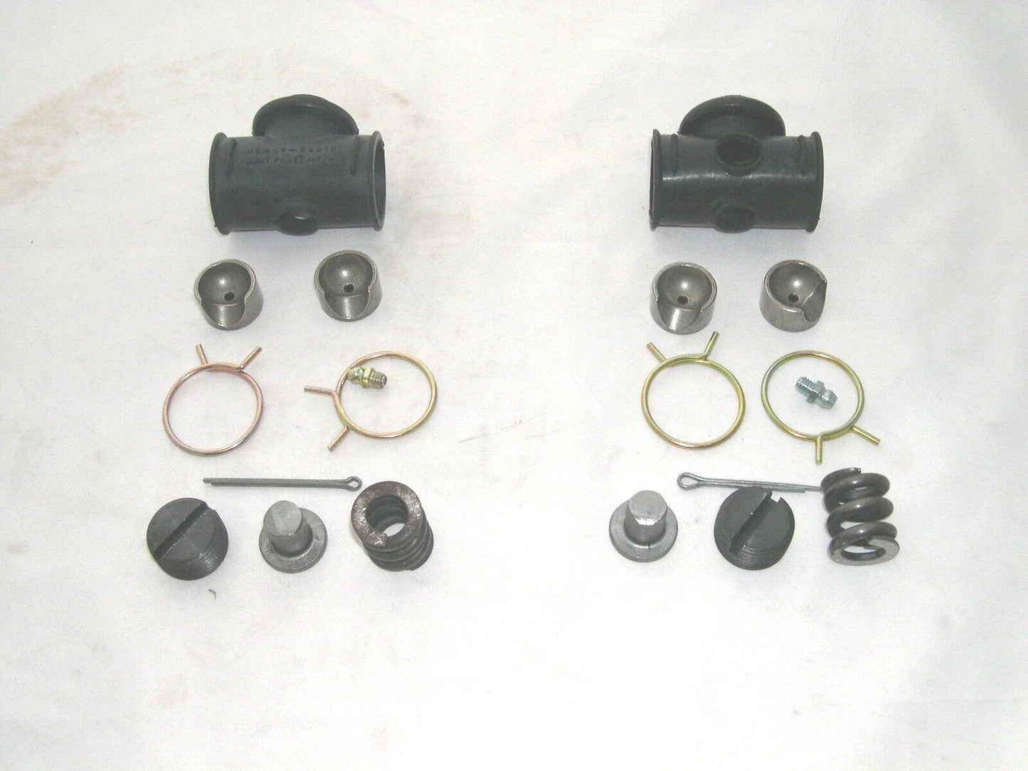2 x Steering Draglink Rod End Kits for Toyota Hilux LN65 LN106 (1984-1997)