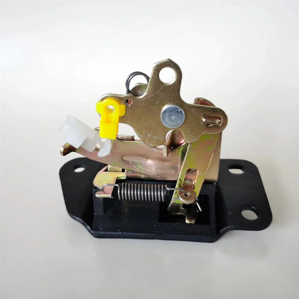 Tail Gate Door Latch for Mitsubishi Challenger Pajero Sport (2008-2015)