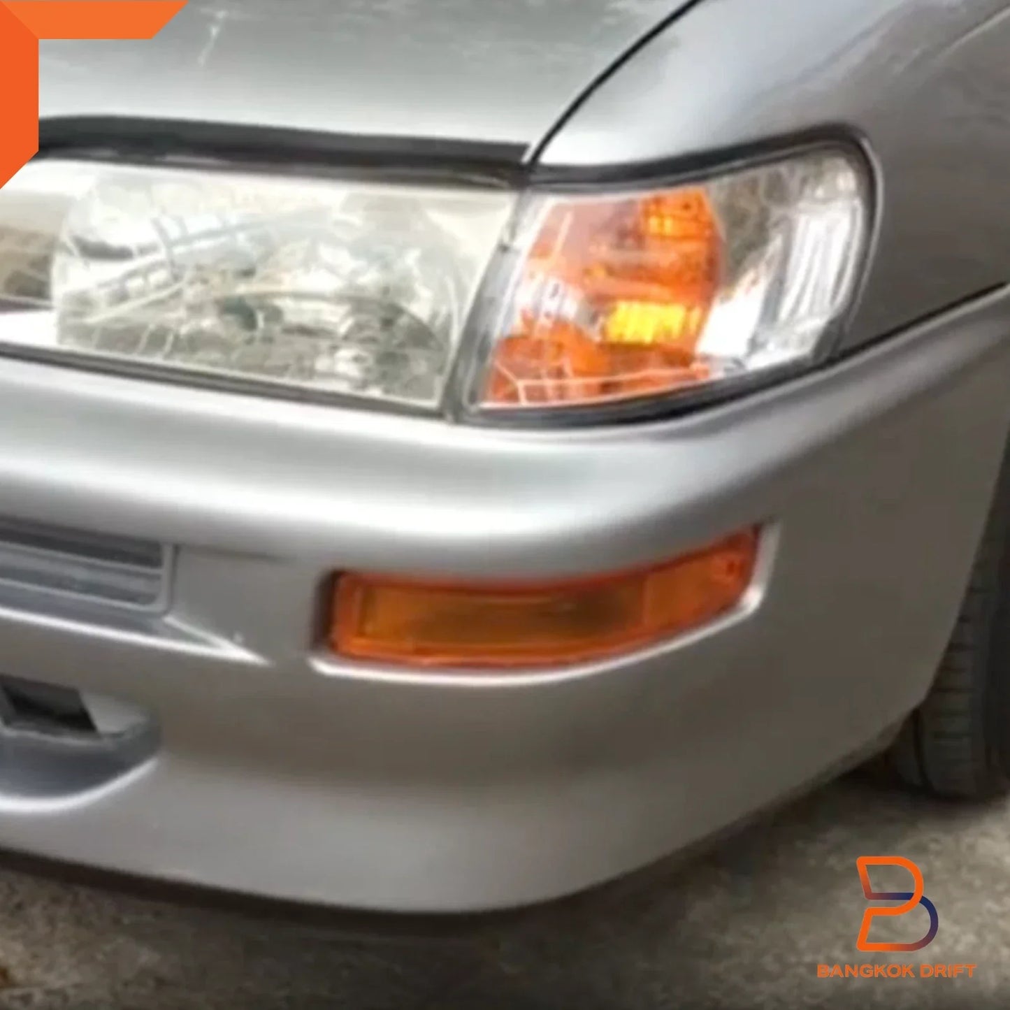 Amber Front Bumper Signal Light for Toyota Corolla AE102 E102 (1995-1999)