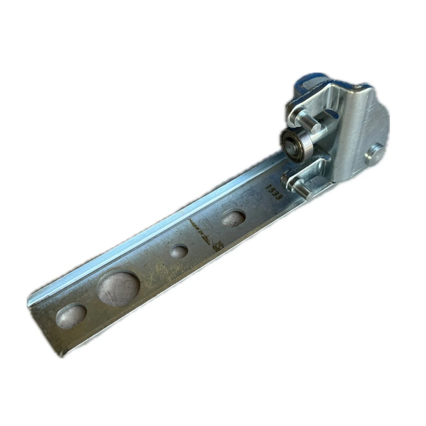 Left Middle Sliding Door Roller Hinge Bracket for Toyota HiAce (1989–2005)