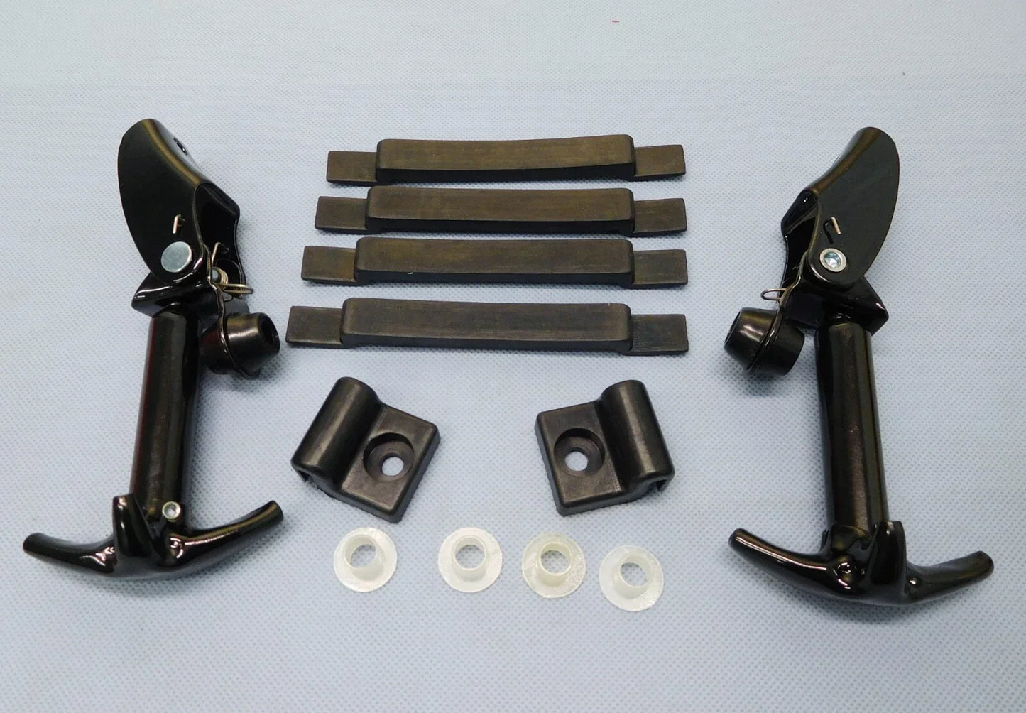 Bonnet Rubber Catch & Bush Kit for Land Cruiser FJ40 BJ40 BJ42 (1972-1984)