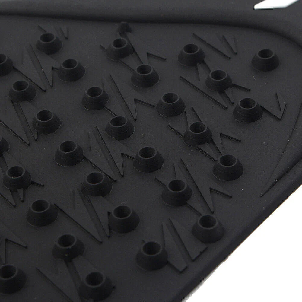 Black Gas Tank Pad Traction Decal for Yamaha YZF-R3 (2014-2023)