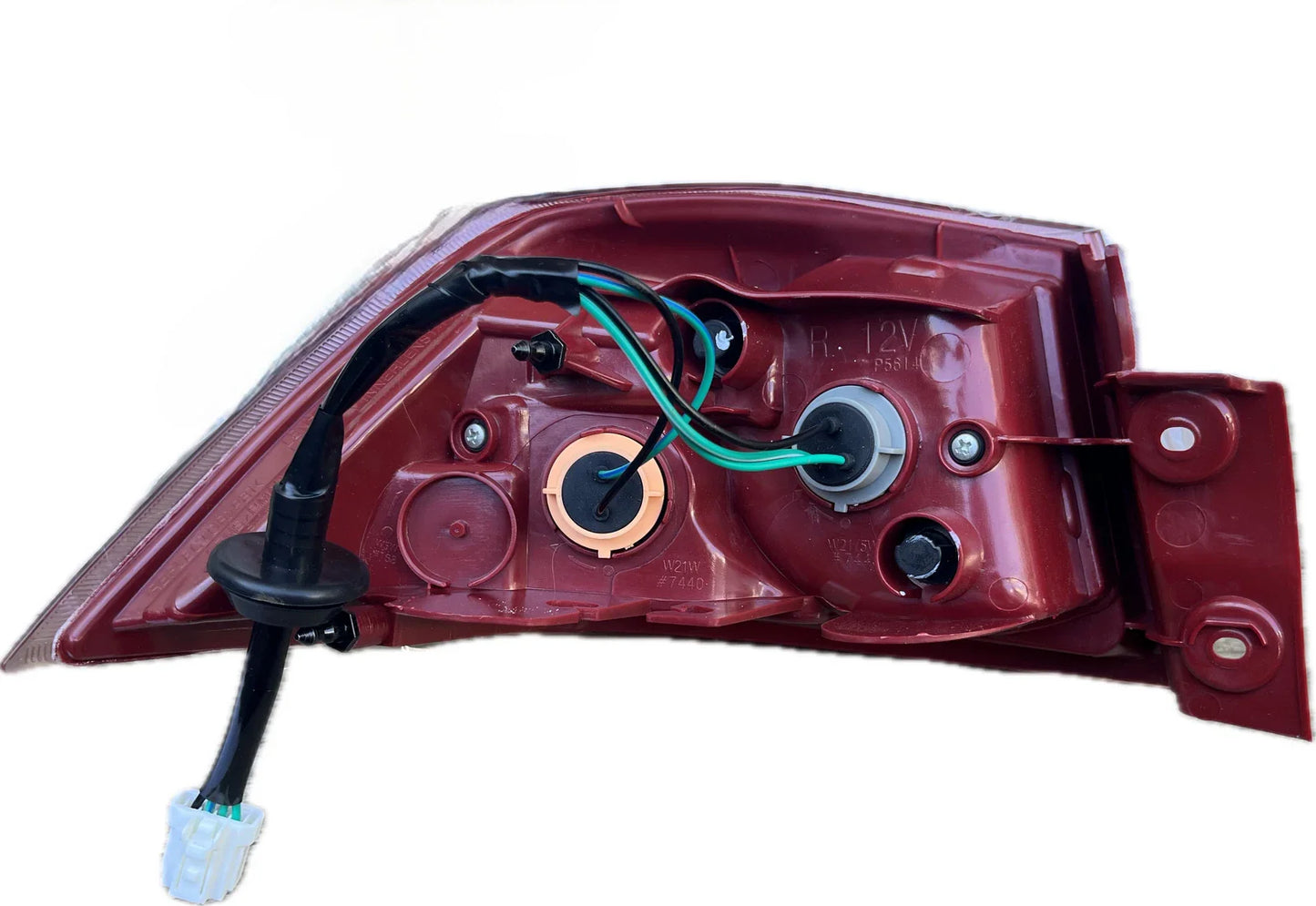 Right Tail Lamp Outer, Red Base for Mitsubishi Lancer CJ/CF (2007–2017)